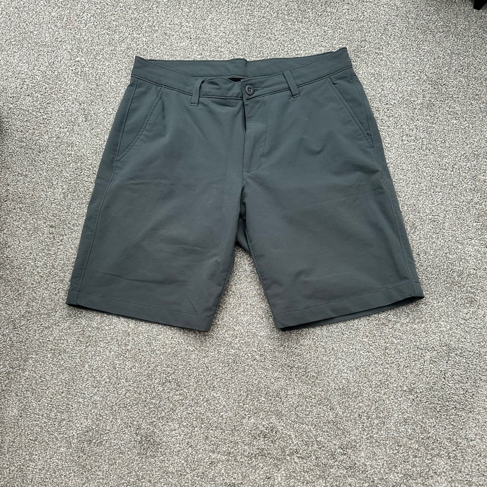 Under Armor men's shorts